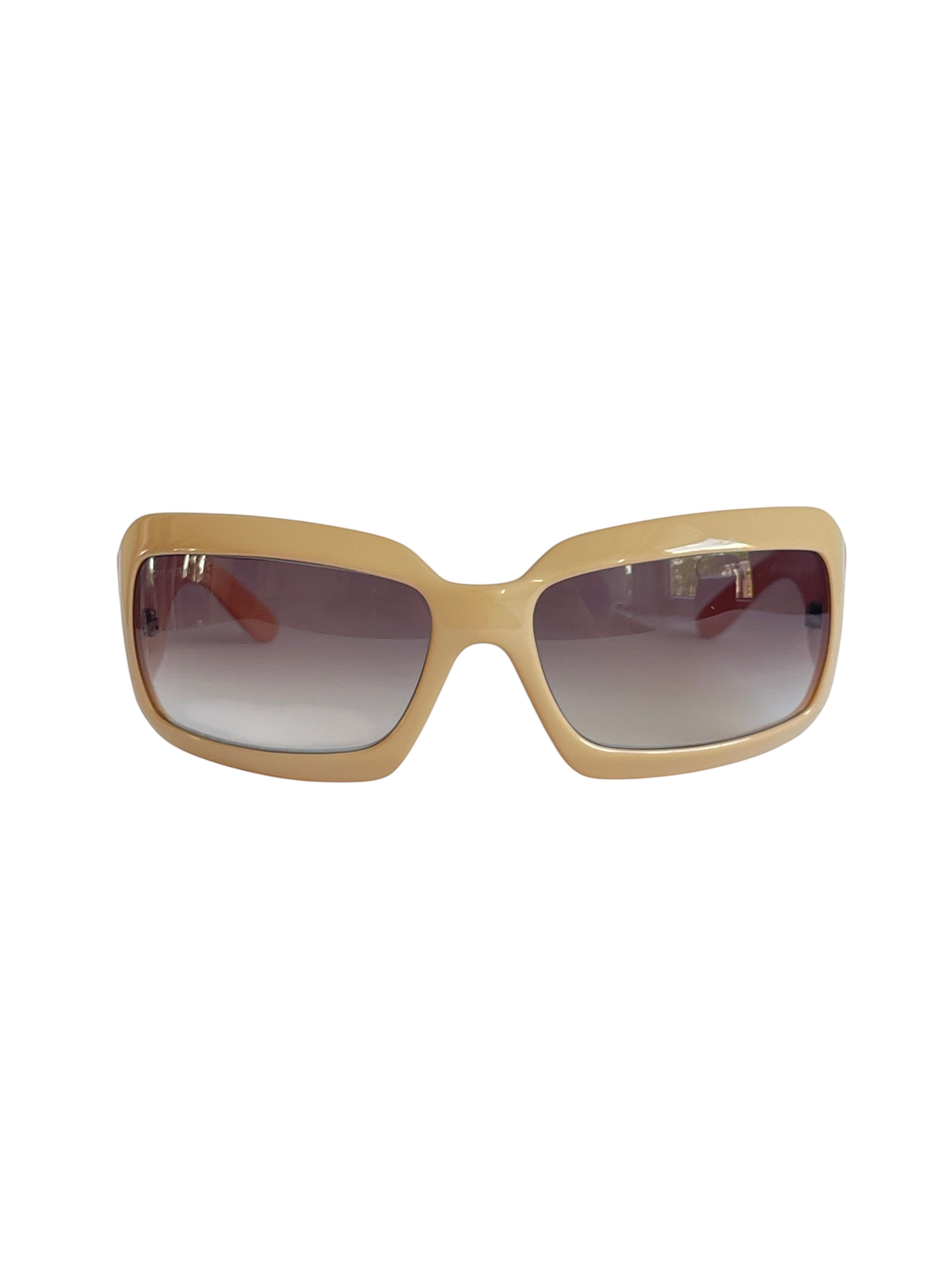 MODEVESTIGE CHANEL 5076-H beige mask shield sunglasses with gradient brown lenses and squared rims.